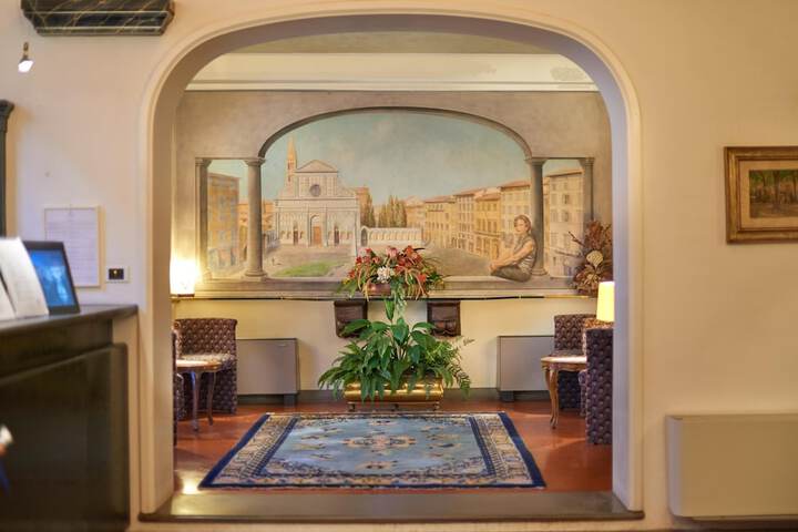 Hotel Interior 4 of 91