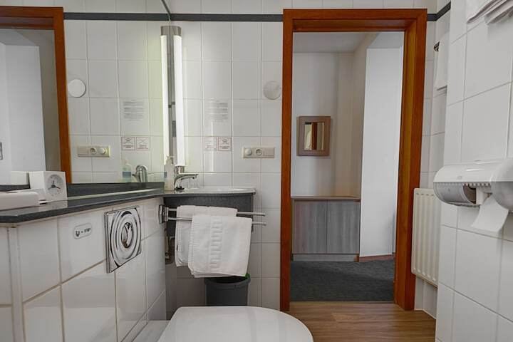 Room 49 of 71