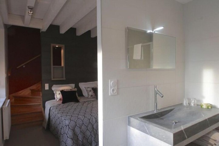 Room 18 of 61