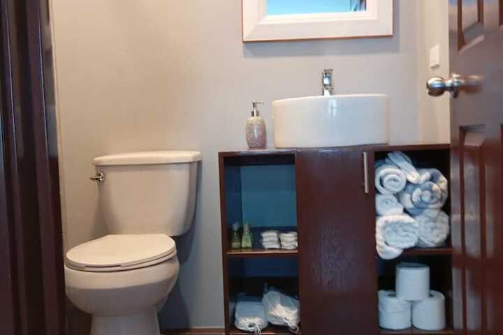 Room 106 of 157