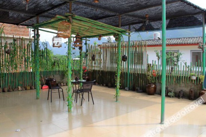 Foyinju Shuiyunxuan Inn
