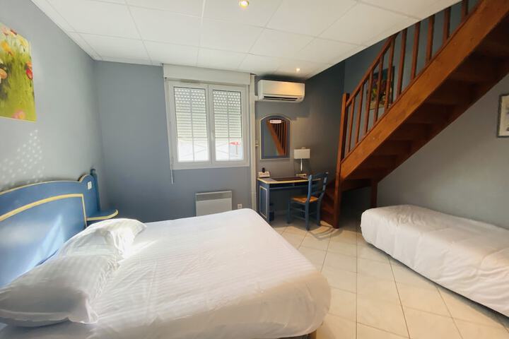 Room 20 of 63