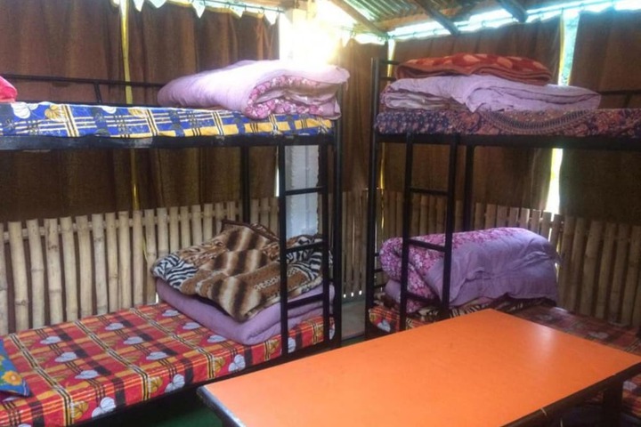 Room 2 of 6