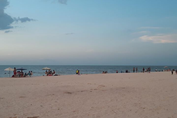 Beach 23 of 38
