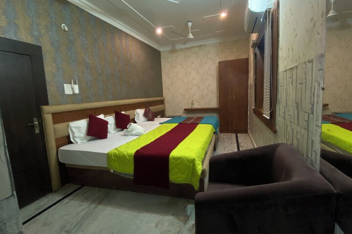 Room 29 of 58