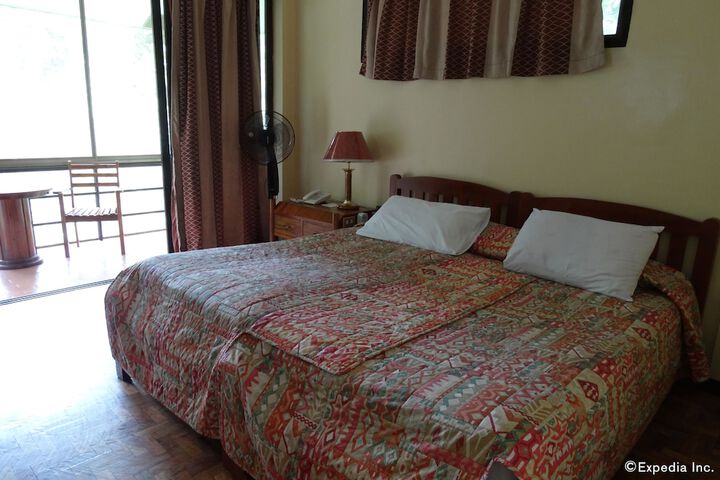 Room 8 of 55