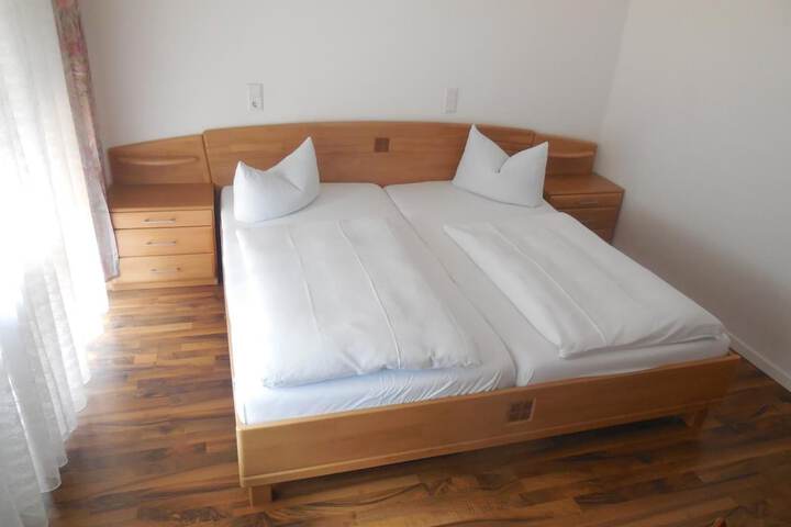 Room 17 of 39