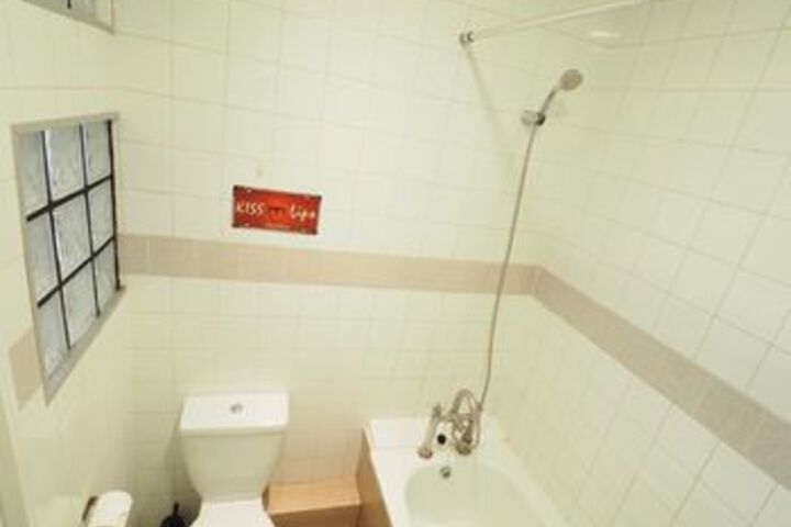 Room 7 of 96