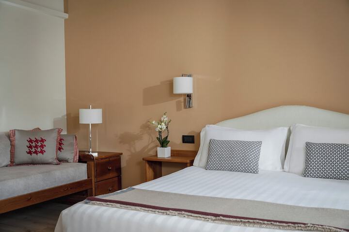 Room 44 of 67