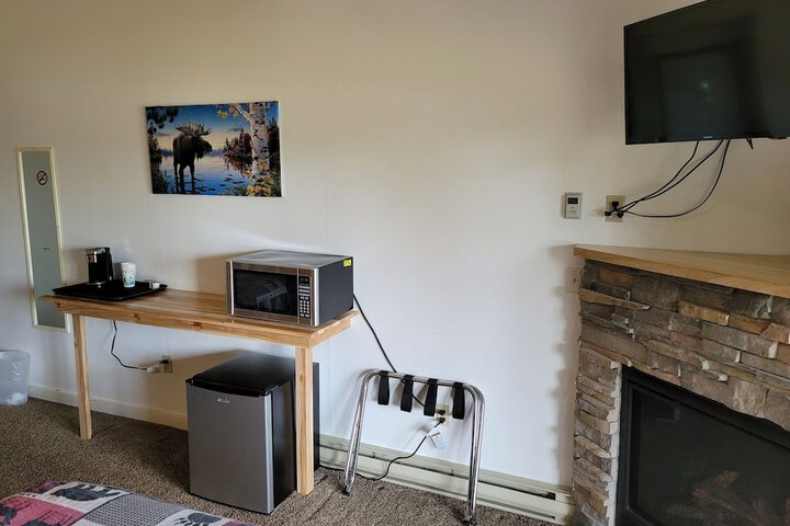 Room 3 of 46