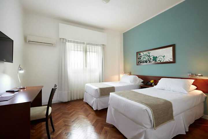 Room 15 of 32