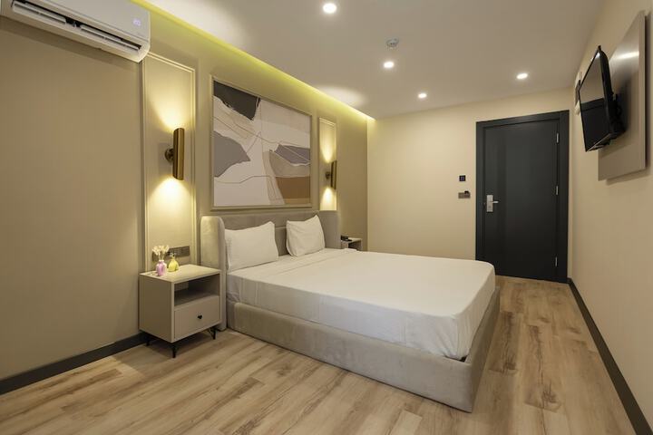 Room 49 of 111