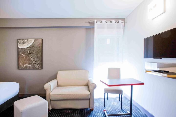 Room 22 of 60