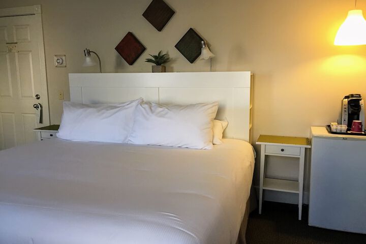 Room 46 of 168