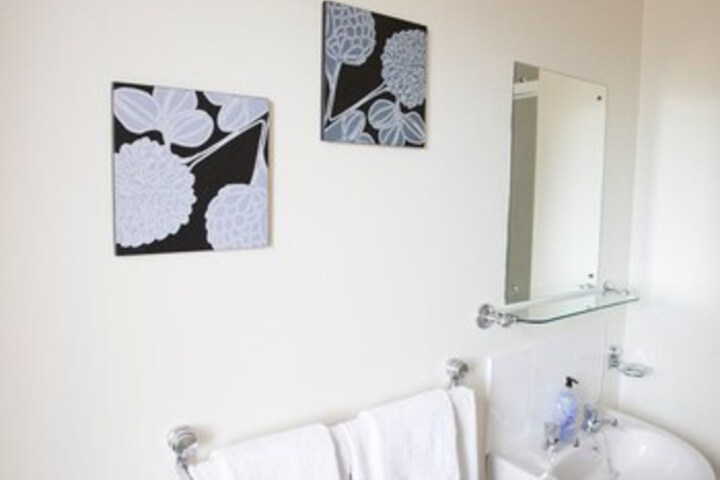 Room 33 of 54