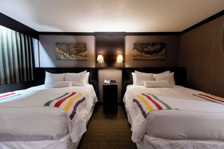 Room 15 of 34