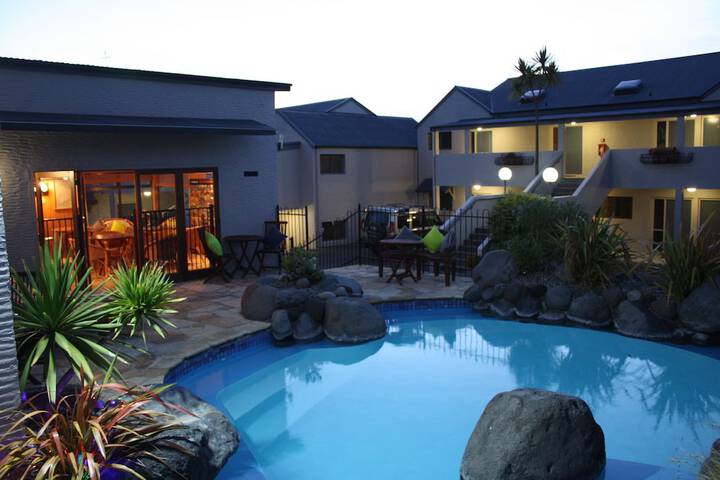 Pool 43 of 62