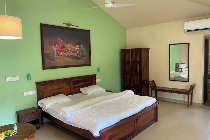 Room 13 of 43