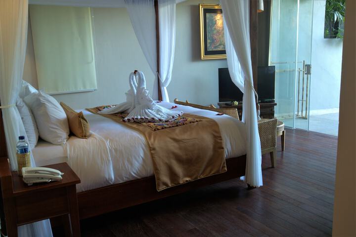 Room 7 of 47