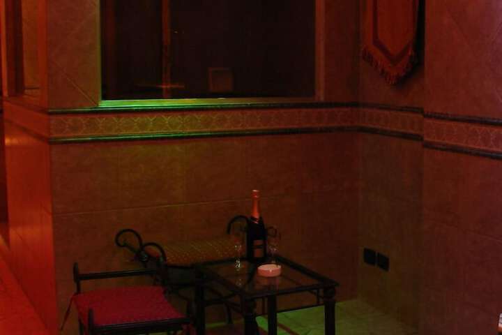 Room 17 of 57