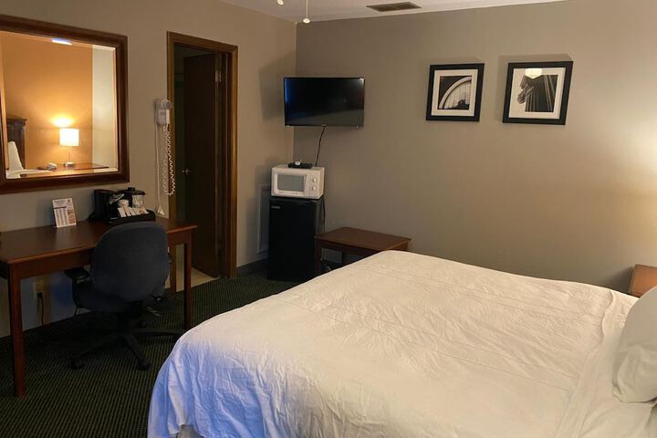 Room 27 of 50