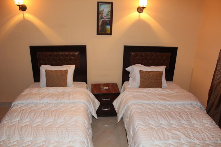 Room 5 of 24
