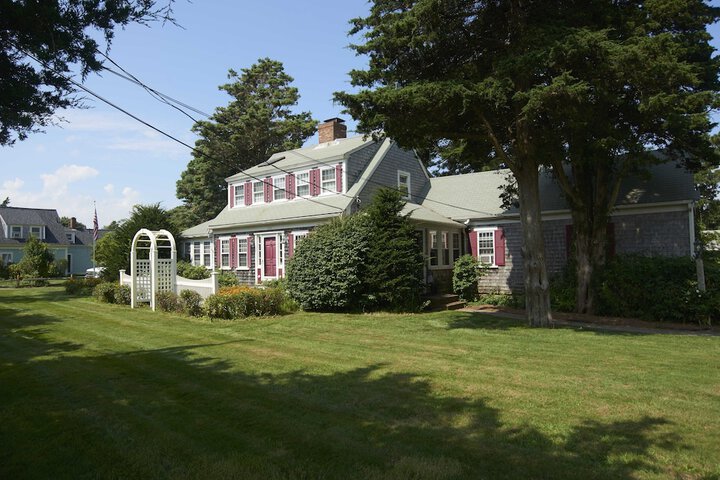 Property Grounds 52 of 60
