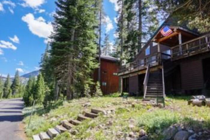 West Meadows Flying Wedge Duplex North in Pioneer, CA