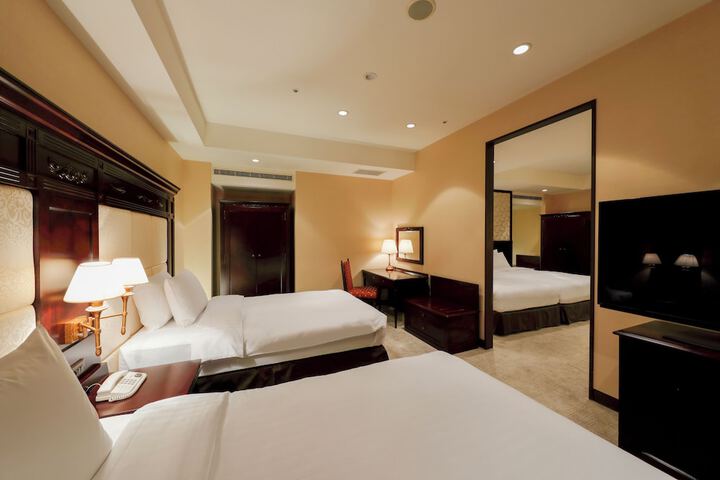 Room 26 of 118