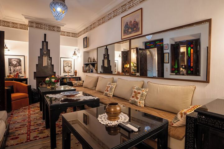 Guest Lobby