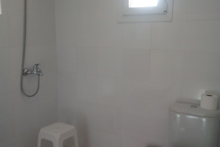 Room 18 of 27