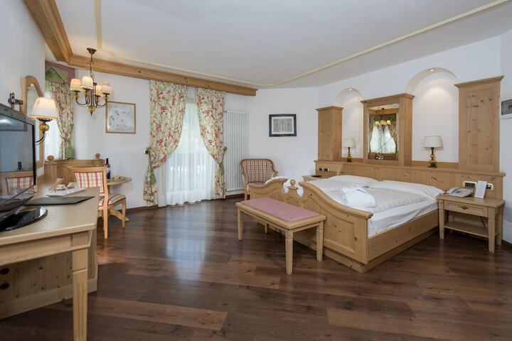 Room 10 of 55
