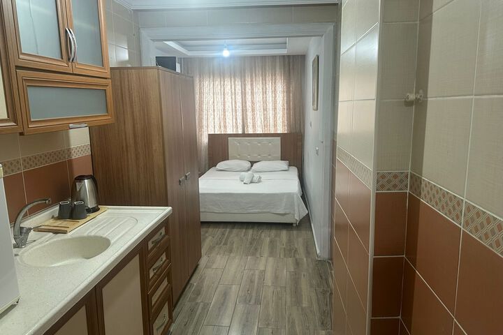 Room 13 of 14