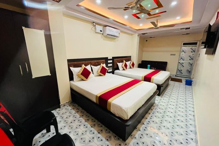 Room 8 of 41