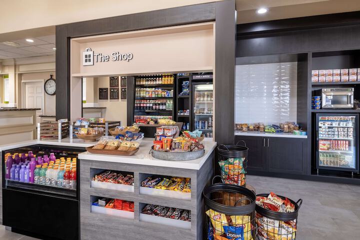 Snack bar