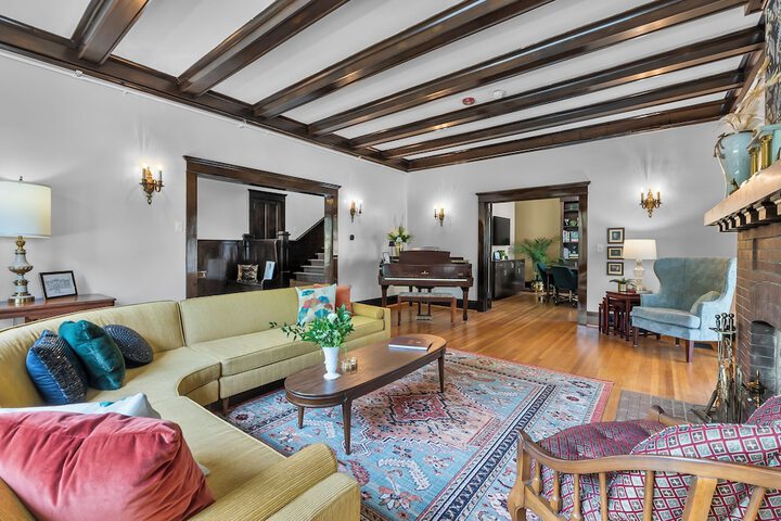 Hotel Interior 4 of 70