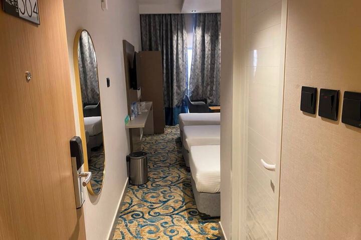 Hotel 31 of 33