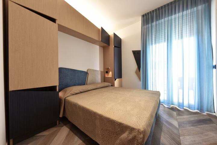 Room 17 of 70
