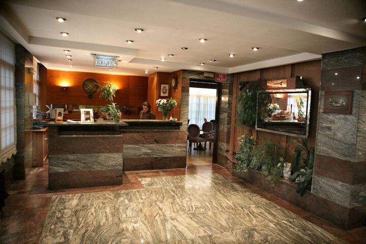 Hotel Interior 4 of 37