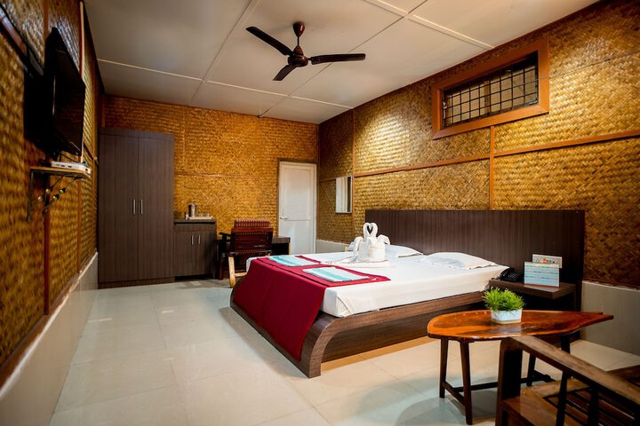 Room 7 of 29