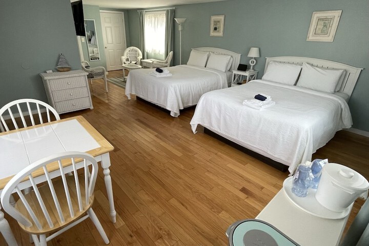 Room 40 of 101