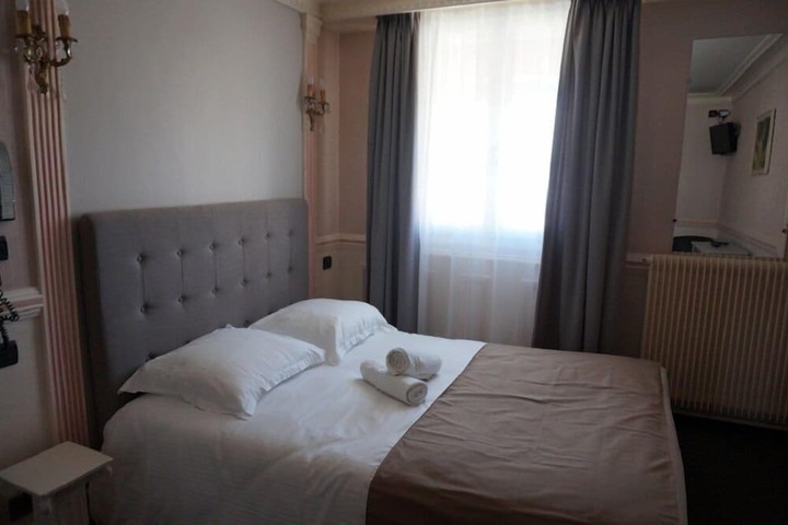 Room 15 of 89