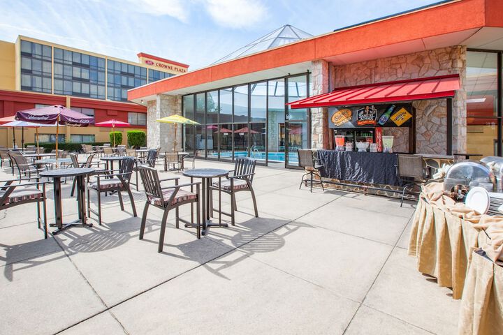 Dining Photos