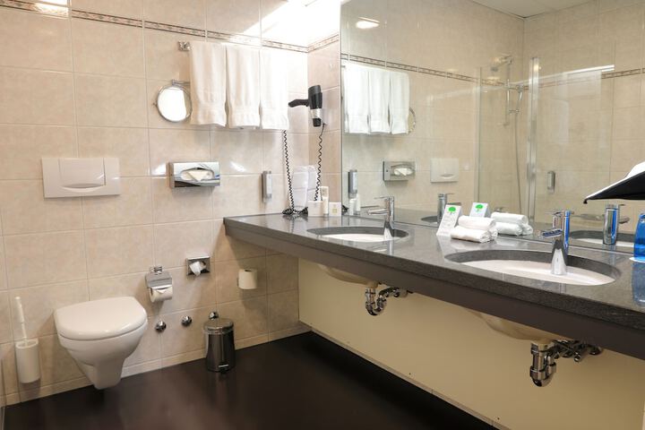 Clean Restrooms
