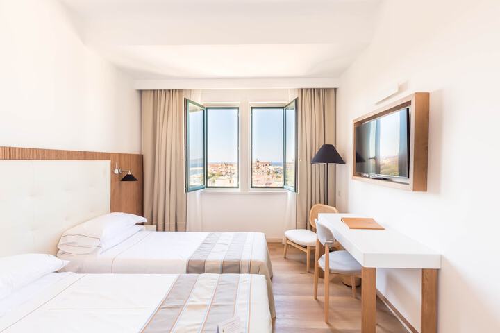 Room 54 of 254