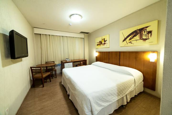 Room 12 of 86