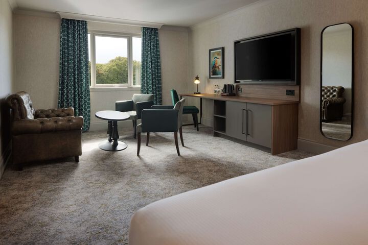 Room 80 of 204
