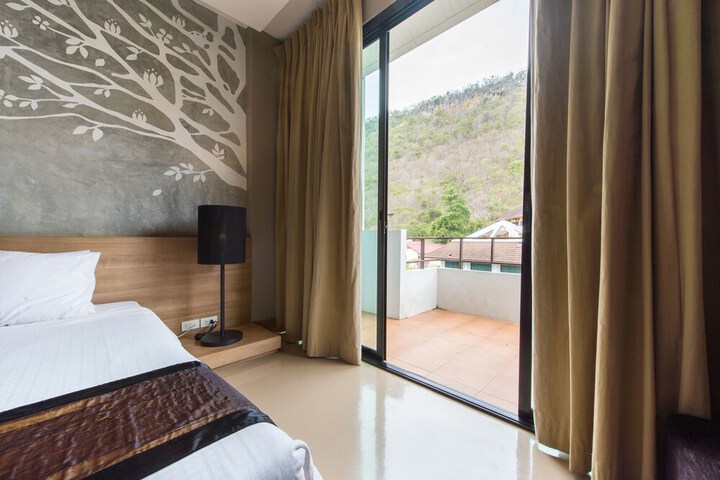 Room 20 of 64