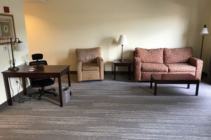 Room 62 of 115