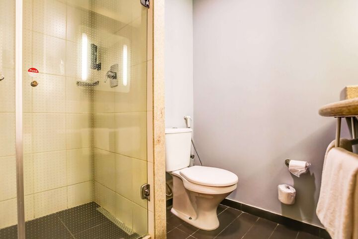 Room 55 of 129